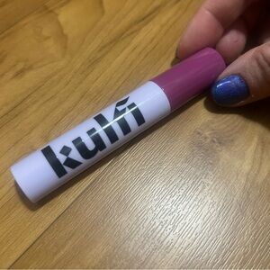 Kufi Lucky Lotus Lassi Lips Staining Lip Oil